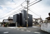 1s_Framing_House_Shiga_Japan_by_Kouichi_Kimura_Architects_yatzer